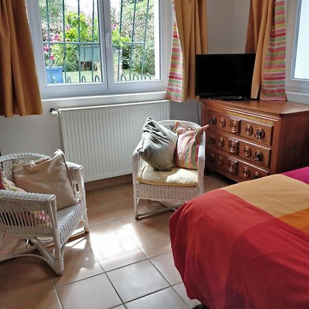 T1 Ou T2 Dans Villa Avec Jardin Proche Biarritz アングレット エクステリア 写真